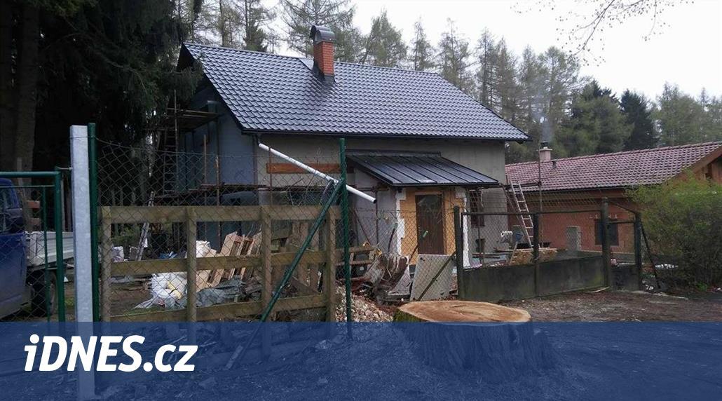 Černým stavbám se v Česku daří. Část lidí raději riskuje, než aby měli povolení