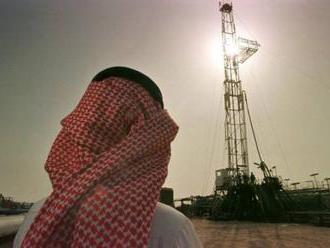 Video: Na ropné polia v Saudskej Arábii zaútočili drony, k útoku sa prihlásili húsíovia