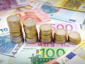 Zvýšenie minimálnej mzdy na 580 eur môže ublížiť absolventom v regiónoch s nízkymi mzdami