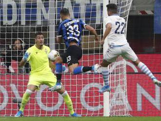 Video: Škriniarov Inter je v Serie A stále stopercentný, SSC Neapol doma prekvapujúco zaváhal