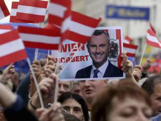 Rakúsko čakajú pre „aféru Ibiza“ predčasné voľby, favoritom je bývalý premiér Kurz