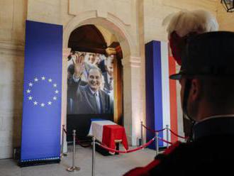 Video: V Paríži sa rozlúčili s exprezidentom Chiracom, deň štátneho smútku sa začal bohoslužbou