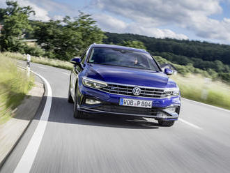 Modernizovaný Volkswagen Passat má české ceny, 3/4 milionu nestačí