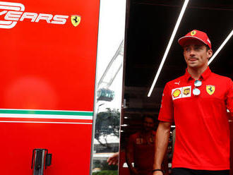 Leclerc je pred útokom na hetrik opatrný. Singapur by mal zmazať výhodu Ferrari