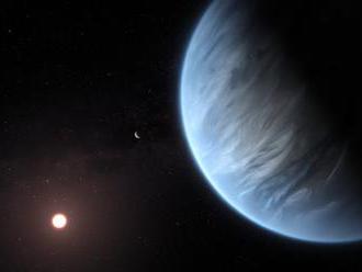 Objavili prvú planétu v obývateľnej zóne a zároveň s vodou