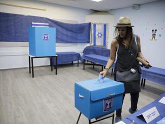 Parlamentné voľby v Izraeli priniesli pat, momentálne neexistuje žiadna predstaviteľná koalícia