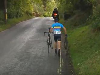 Video: Hnev a slzy na MS v Yorkshire, mladý cyklista Gomez kráčal po pomoc s pokazeným bicyklom