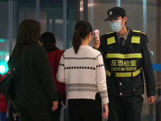 Počet případů nákazy koronavirem stoupl v Číně na 440
