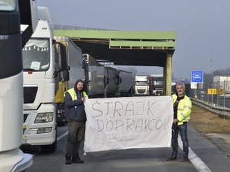 Blokády kamionů se podle slovenských dopravců týkají 14 přechodů