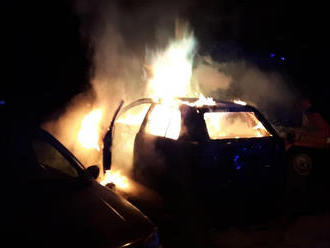 Humpolečtí profesionální hasiči vyjeli k ohlášenému požáru osobního vozidla v ulici Máchova. Požár…