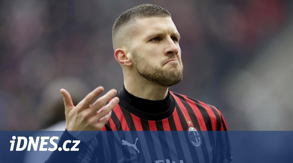 AC Milán si veze výhru z Brescie, rozhodl náhradník Rebič