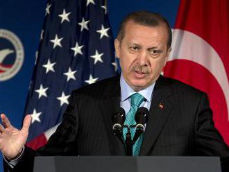 Erdogan: Arabské štáty sa podporou Trumpovho mieru dopúšťajú zrady