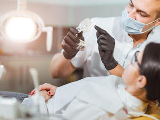 Zubná chirurgia patrí do rúk skutočných odborníkov
