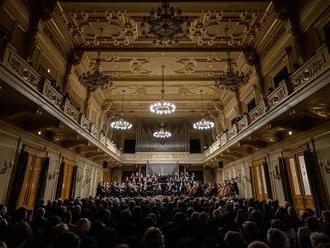 Recenze: Bach a Mansurjan. Filharmonie Brno spojila dvě křesťanské tradice