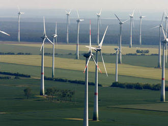 Stavbu klíčových větrníků v Německu brzdí byrokraté i žaloby obcí, stěžují si hlavně na hluk