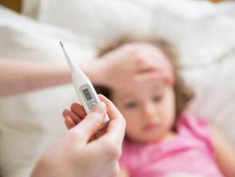 Ošetrovné na dieťa počas chrípky môže získať len jeden rodič. Aké tlačivá potrebujete?