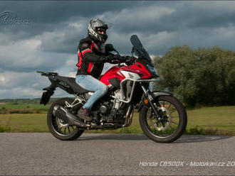 Redakční Honda CB500X pohledem začínající motorkářky
