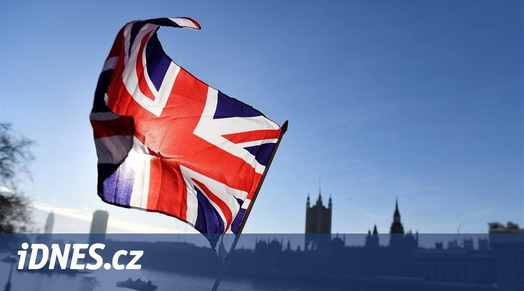 Konečně Den B. Londýn čeká brexitový mejdan, půl země však cítí žal