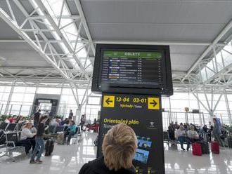 Bratislavské letisko rekord s cestujúcimi neprekonalo. Ale veľa mu nechýbalo