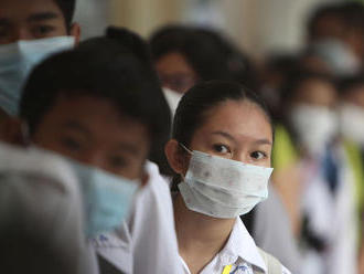 Koronavírus potvrdili v Nemecku, v Číne pribúdajú mŕtvi