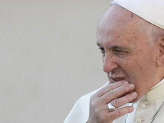 Pápež vyzval katolíkov, aby holokaustu povedali nikdy viac
