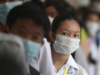 Európska únia v boji proti smrtiacemu vírusu: Pomôže zúfalým Európanom v Číne