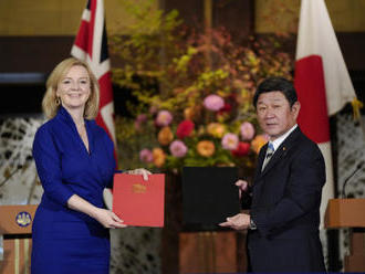Británie podepsala obchodní dohodu s Japonskem