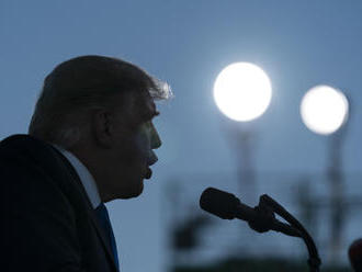 AP: Trumpova naděje na vítězství závisí na Floridě a Pensylvánii