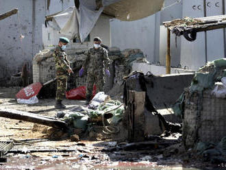Samovražedný bombový útok v Afganistane má 13 obetí a 120 zranených