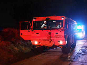 Při požáru garáže rodinného domu v Praze 6 byla zraněna jedna osoba