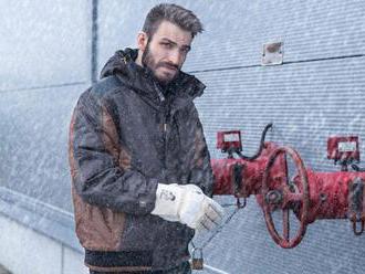 Zimní pracovní bunda spolehlivě ochrání i během chladných zimních měsíců
