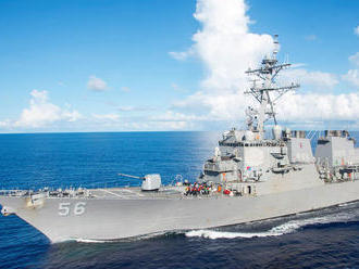 Moskva pohrozila Washingtonu, že narazí do americkej lode v Japonskom mori