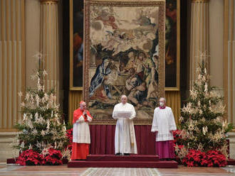 Pápež zo zdravotných dôvodov vynechá novoročné bohoslužby
