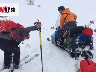 Horskí záchranári opäť v akcii: Pomáhali mladému lyžiarovi aj vyčerpanému turistovi