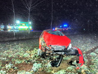Na silnici č. 37 mezi Výšinkou a Stříteží havaroval osobní automobil, který skončil mimo vozovku.…