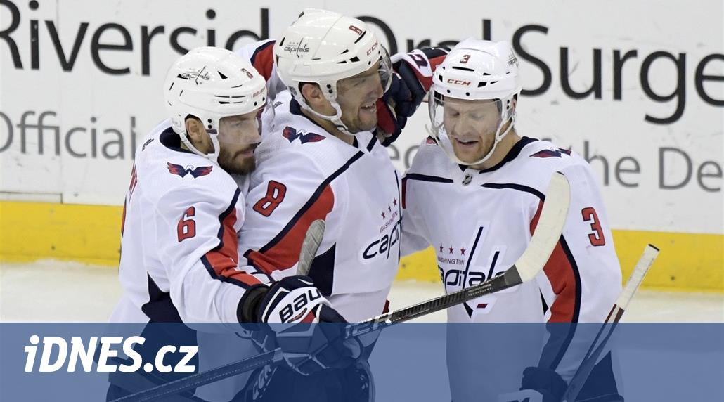 Radost z 700. trefy kariéry v NHL překazila Ovečkinovi další porážka