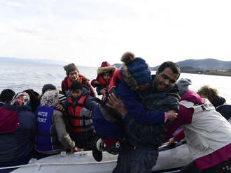 Grécko uzavrelo priechod s Tureckom, kde sa zhromaždili migranti