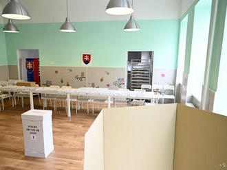 V okresoch Prešov a Sabinov sa voľby začali včas a bez komplikácií