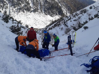 Volanie o pomoc zo Žiarskej doliny, zranila sa skialpinistka