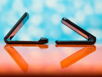 Galaxy Z Flip vs. Motorola Razr: How Samsung's foldable phone compares to the Moto     - CNET