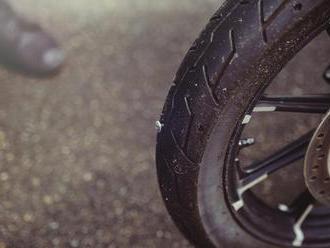 Prvá pomoc na cestách: Súprava na opravu pneumatík Slime Power Sport pre motocyklistov