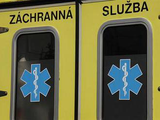 Po požáru bytu ve Žďáru musel muž ve vážném stavu do nemocnice