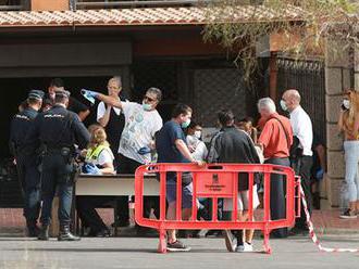 Turisté v hotelu na Tenerife jsou v izolaci. Bojí se nákazy koronavirem