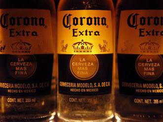 Nečekaná oběť koronaviru: mexické pivo Corona je terčem mnoha vtipů, zájem o koupi klesá