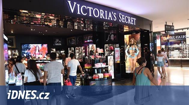 Victoria’s Secret čelí aféře kvůli vyhozeným podprsenkám. A mění majitele