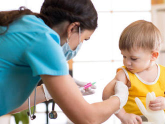 Väčšina politických kandidátov je za povinné očkovanie detí