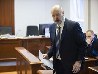 Kočnerovi i Ruskovi navrhli 20 rokov, prokurátor je presvedčený o vine