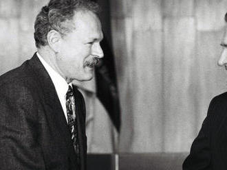 Prvého slovenského prezidenta Michala Kováča zvolili poslanci pred 27 rokmi