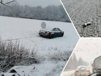 PRÁVE TERAZ Slovensko opäť zasypal sneh: FOTO Chaos na cestách, mnohé úseky hlásia problémy