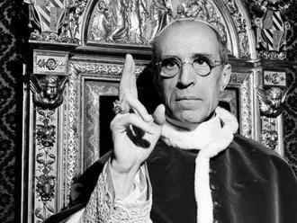 Zaujímavý krok Vatikánu: Historikom a bádateľom sprístupní archívy kontroverzného pápeža